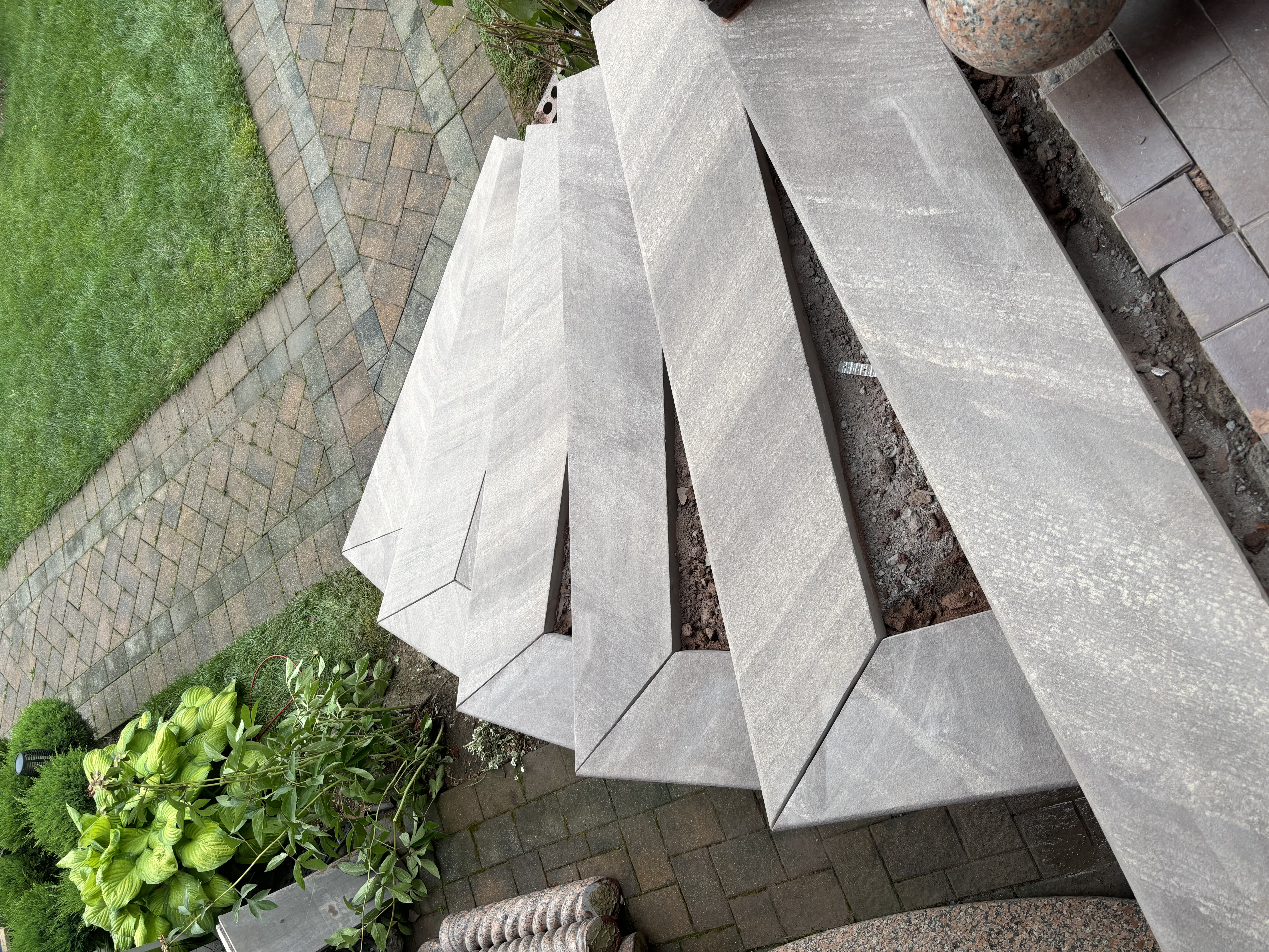 Concrete steps with paver borders